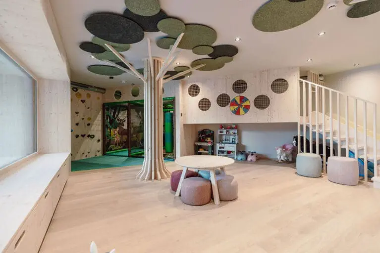 Family Area play paradise 77a4609