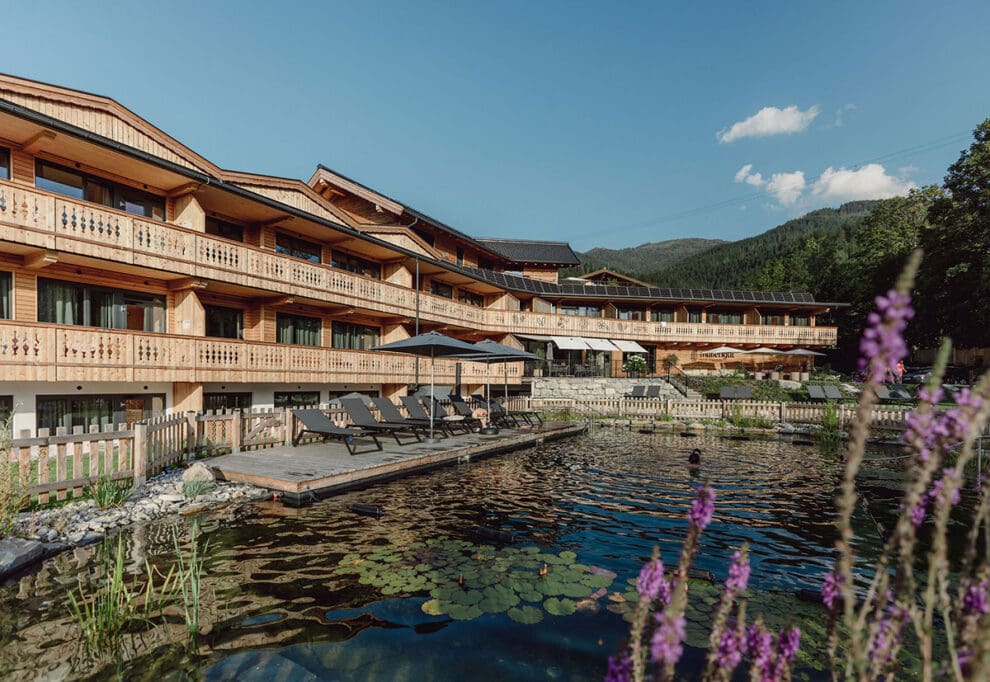 Swimming pond - Aparthotel Mariengut in Wagrain